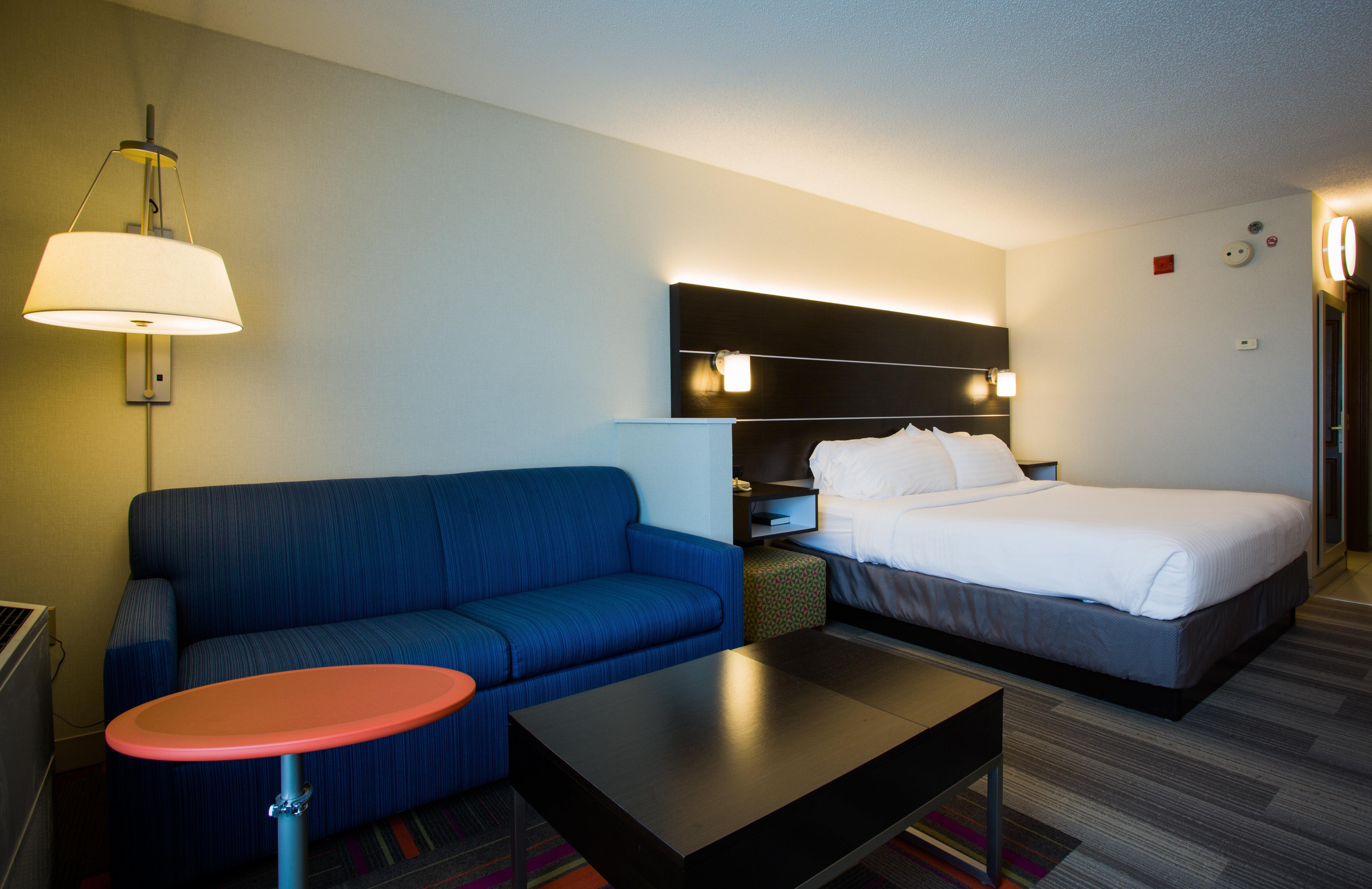 Holiday Inn Express Hotel & Suites Reading By Ihg Dış mekan fotoğraf
