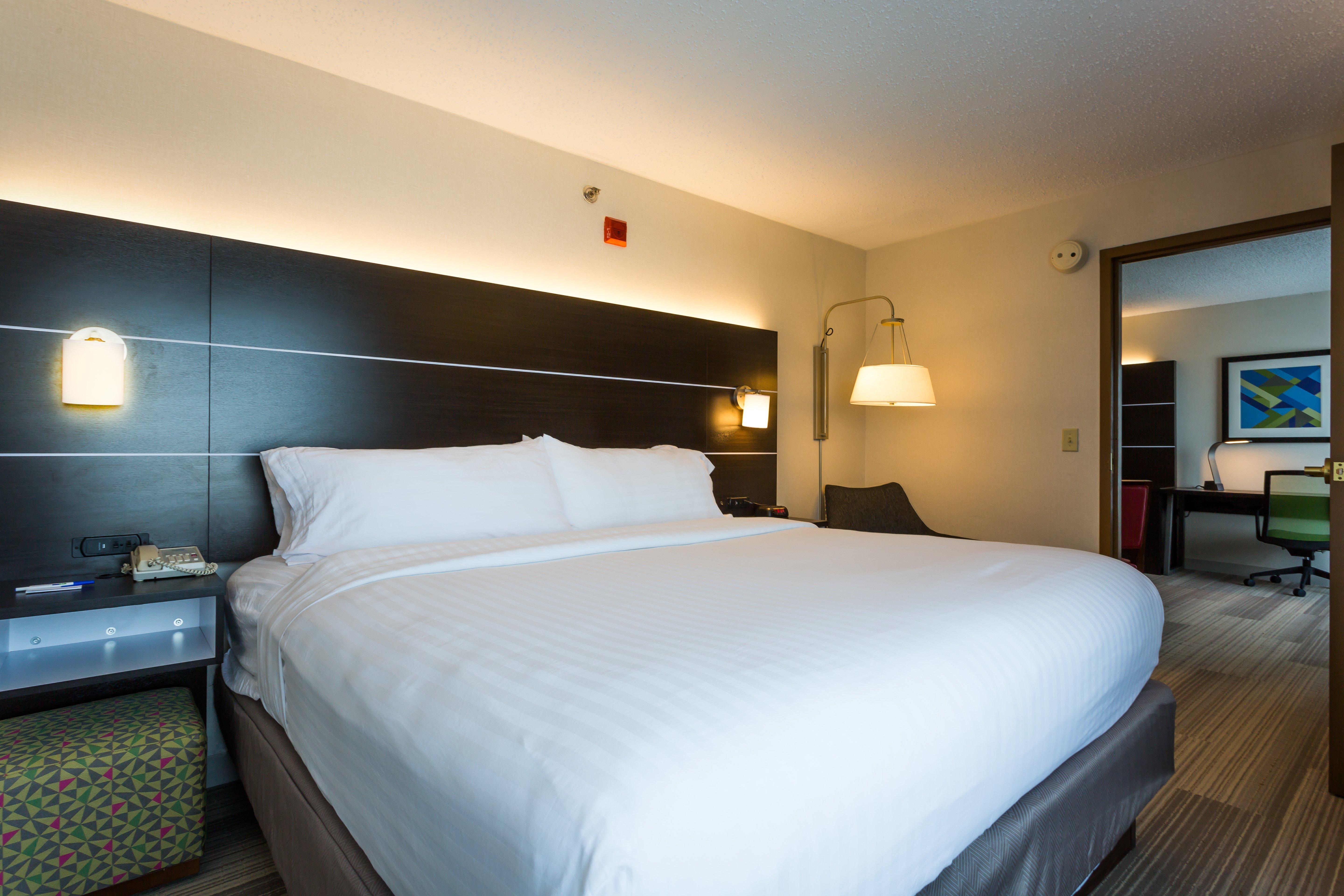 Holiday Inn Express Hotel & Suites Reading By Ihg Dış mekan fotoğraf