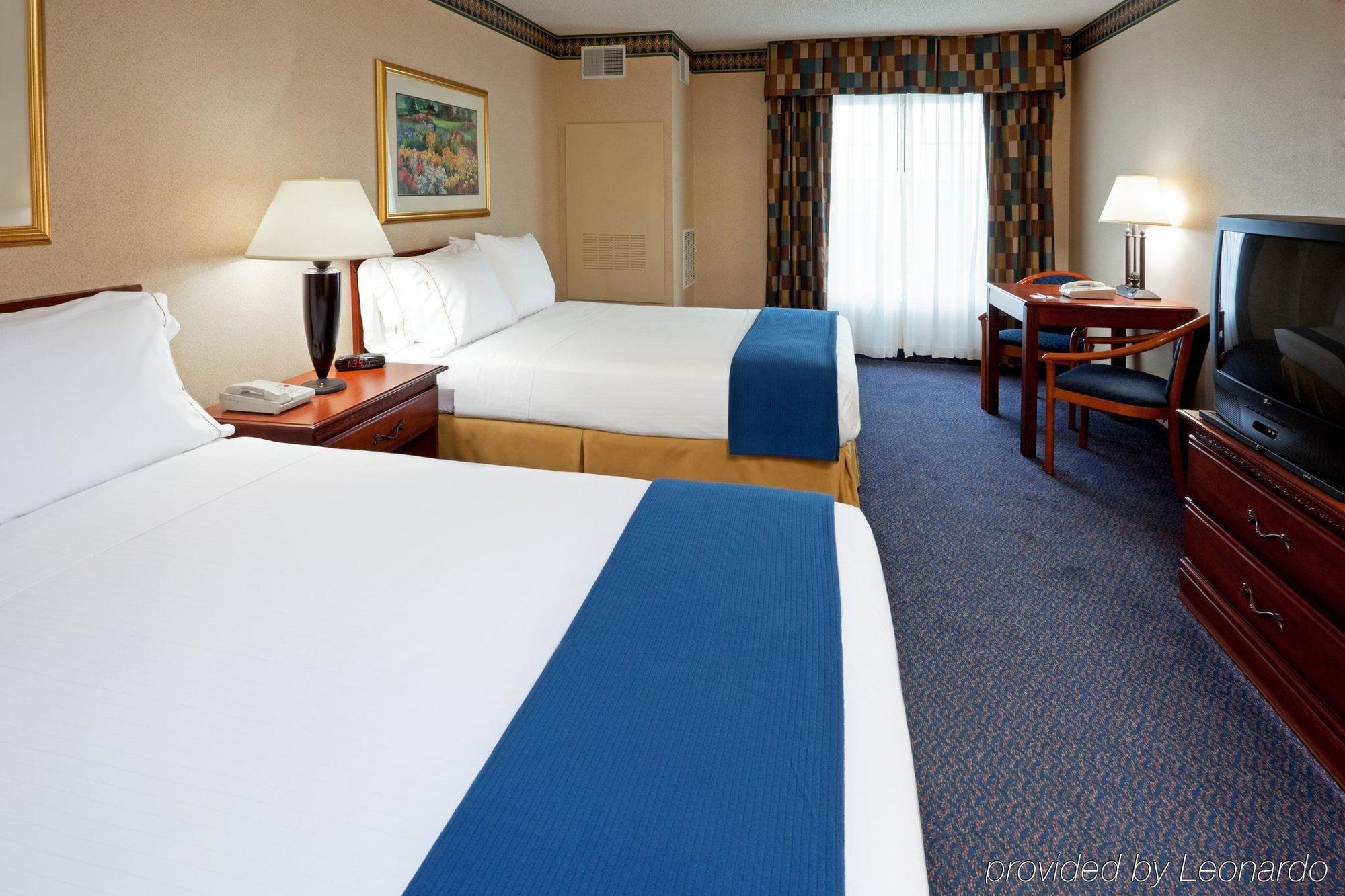 Holiday Inn Express Hotel & Suites Reading By Ihg Dış mekan fotoğraf