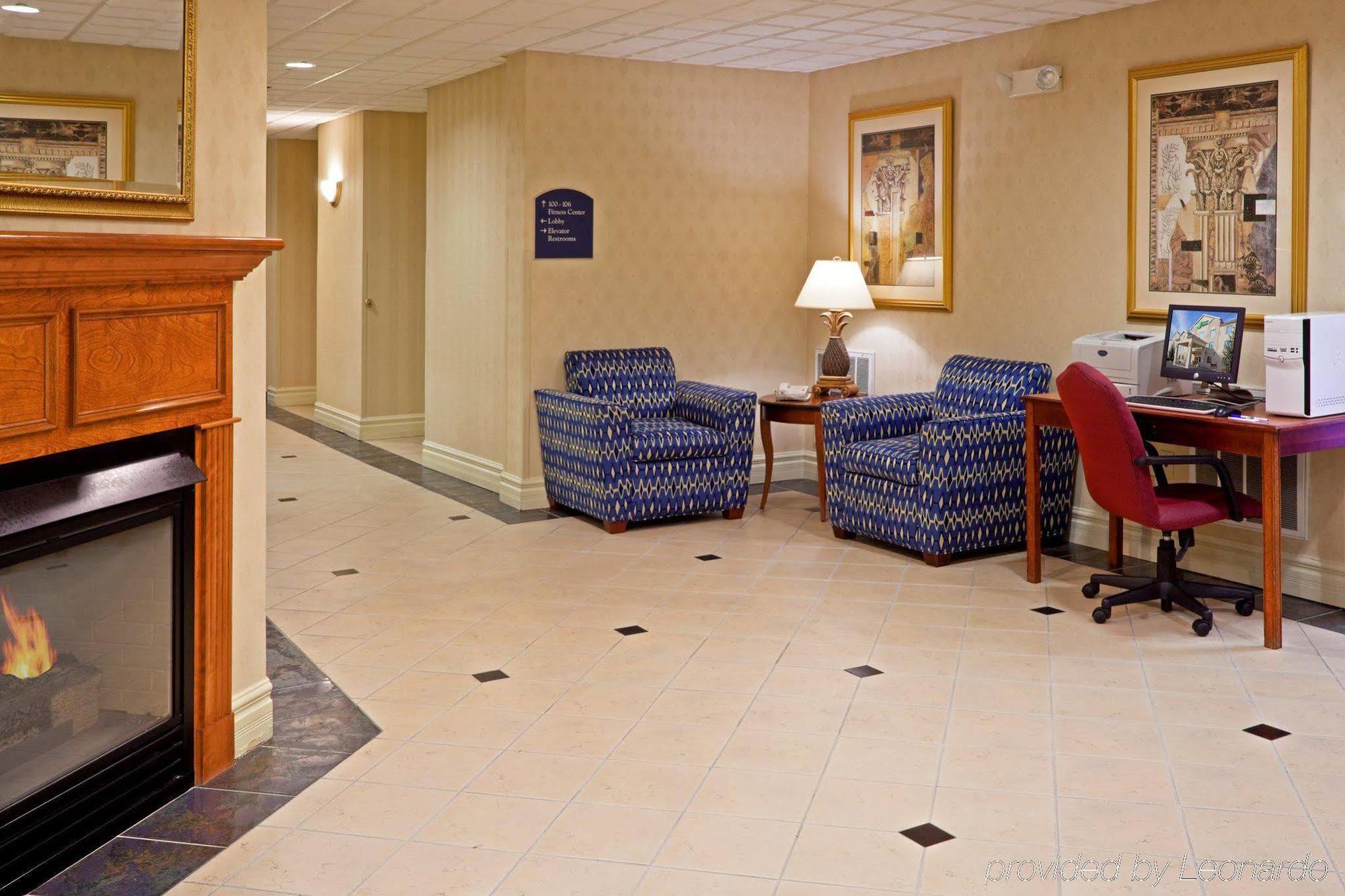 Holiday Inn Express Hotel & Suites Reading By Ihg Dış mekan fotoğraf