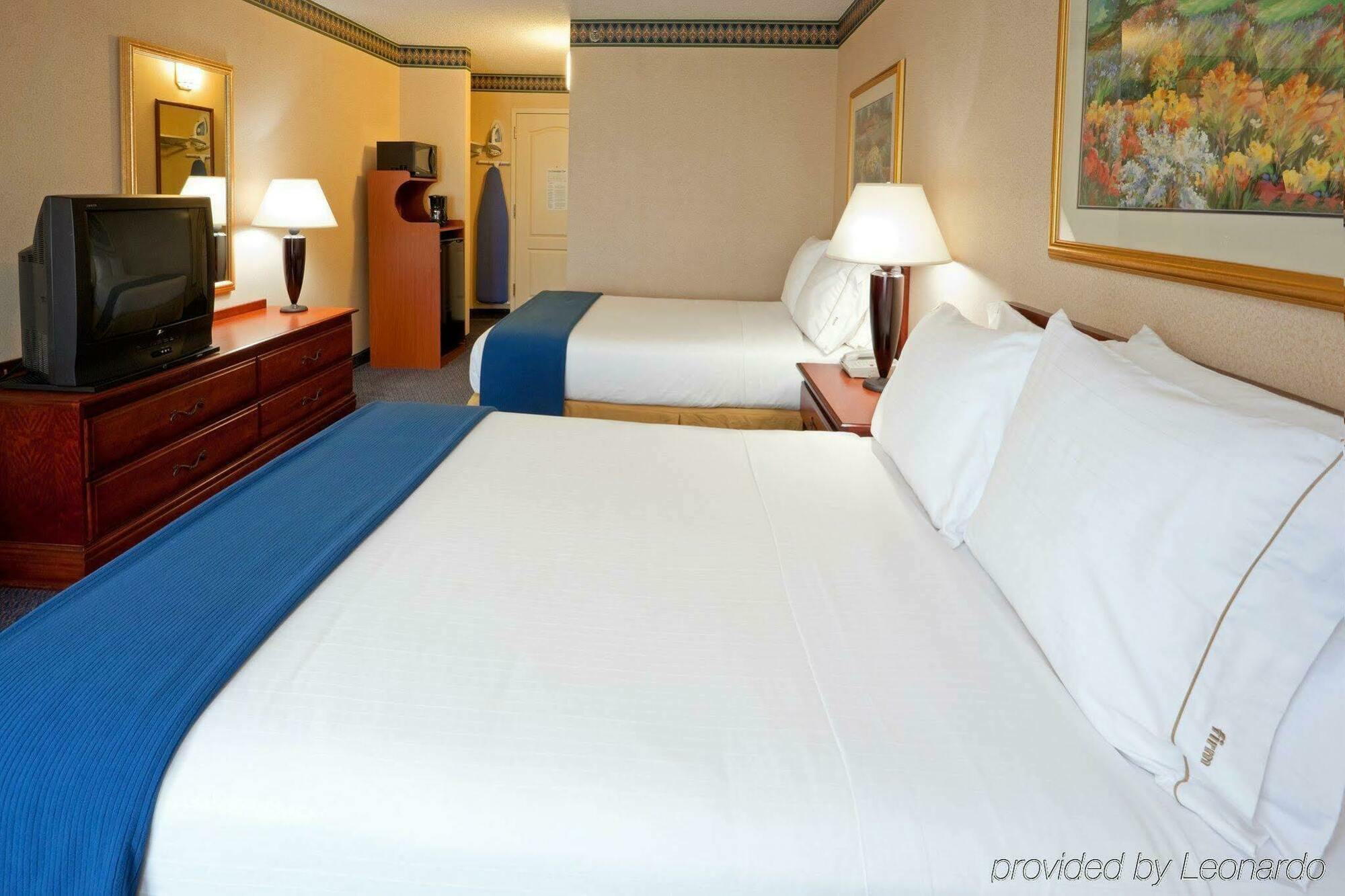 Holiday Inn Express Hotel & Suites Reading By Ihg Dış mekan fotoğraf