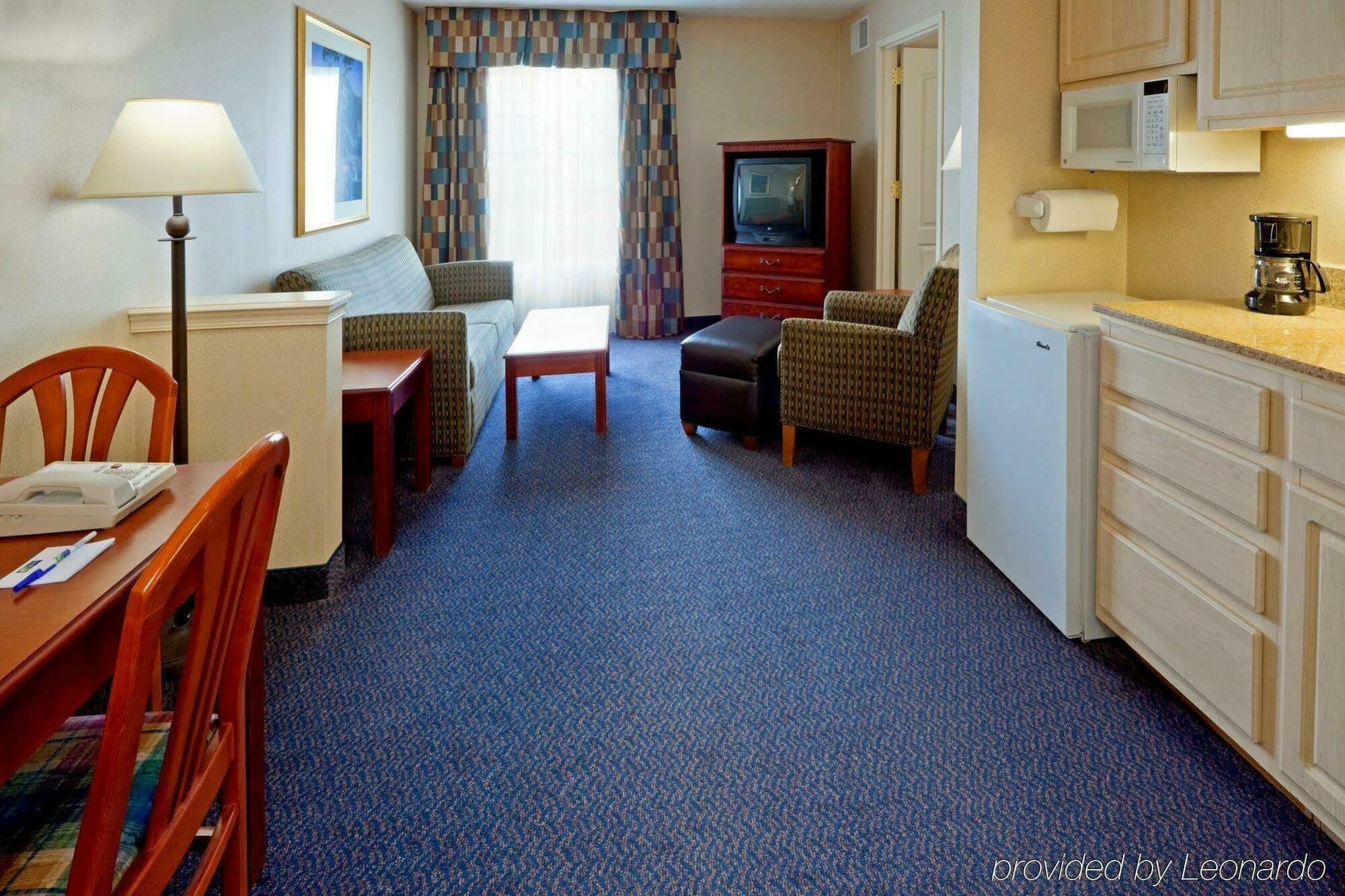 Holiday Inn Express Hotel & Suites Reading By Ihg Dış mekan fotoğraf