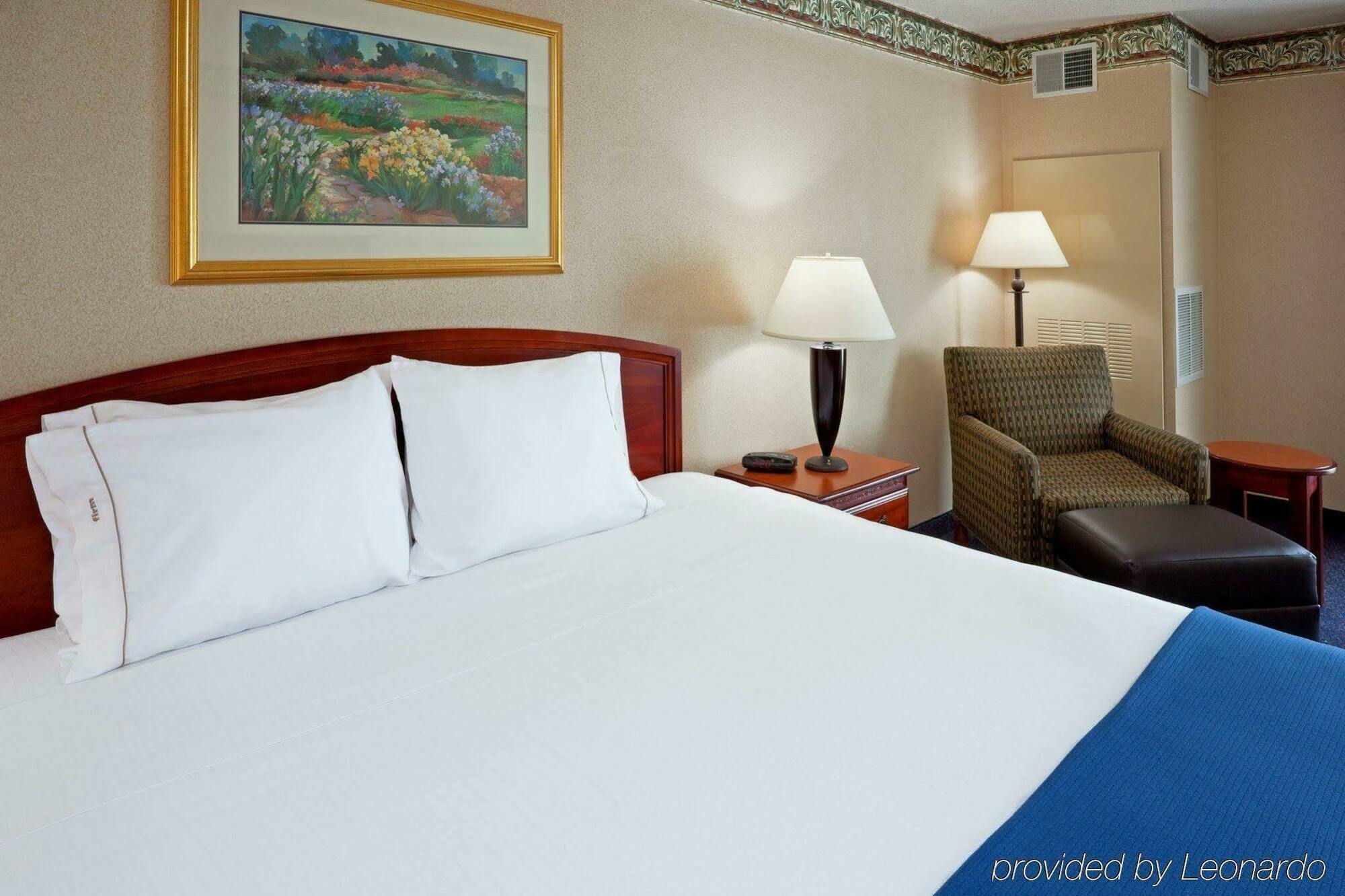 Holiday Inn Express Hotel & Suites Reading By Ihg Dış mekan fotoğraf