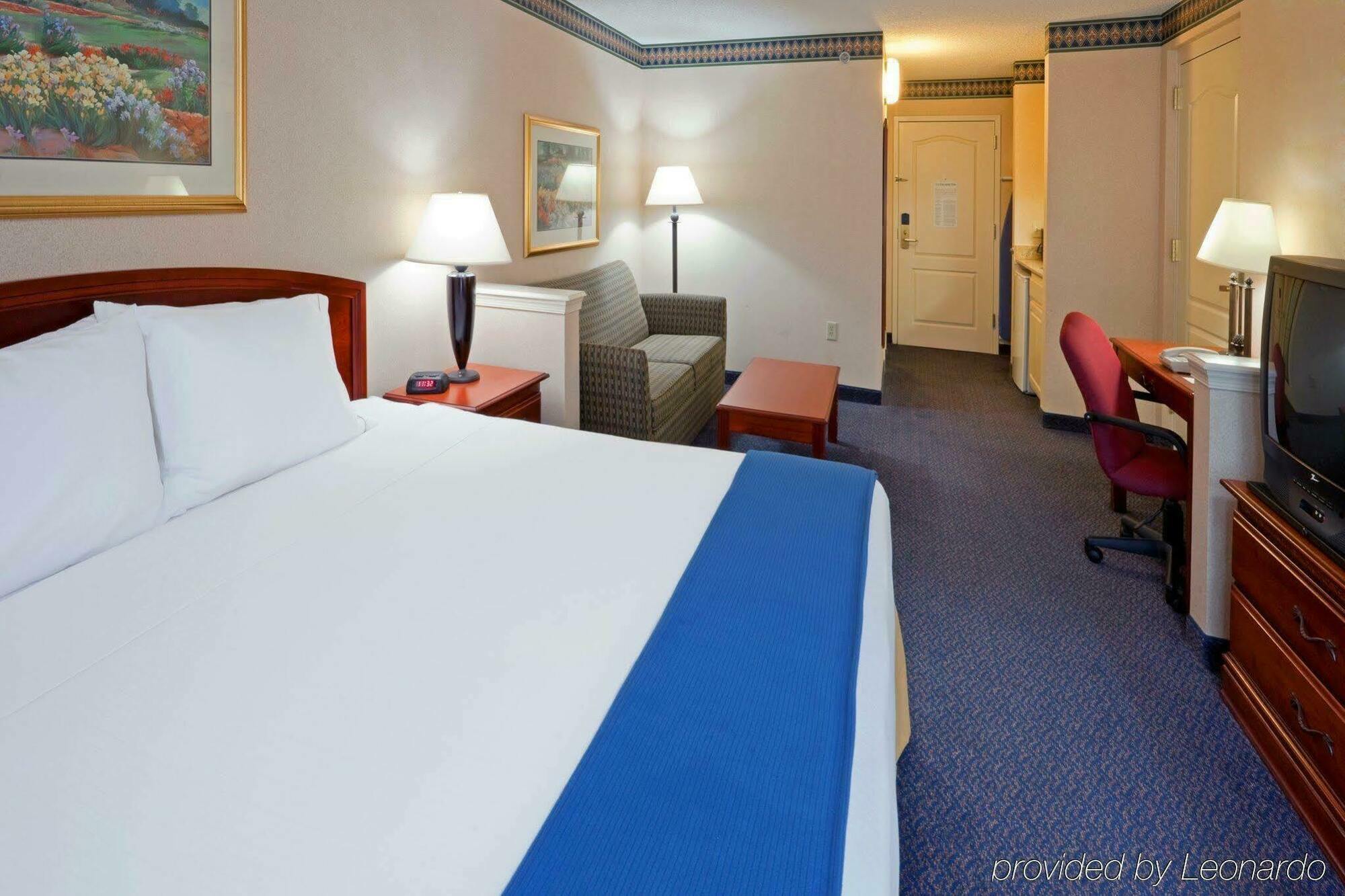 Holiday Inn Express Hotel & Suites Reading By Ihg Dış mekan fotoğraf