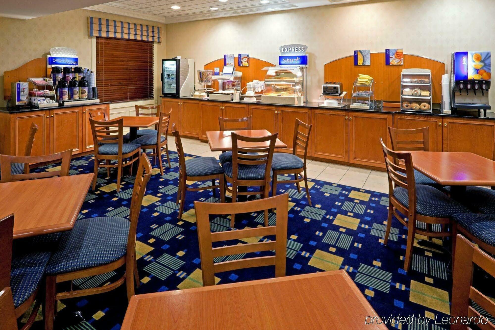Holiday Inn Express Hotel & Suites Reading By Ihg Dış mekan fotoğraf